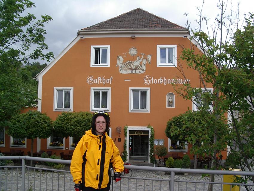 Aufbruch vor dem Gasthof Stockhammer