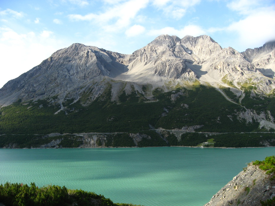 Dann am Lago di Cancano entlang