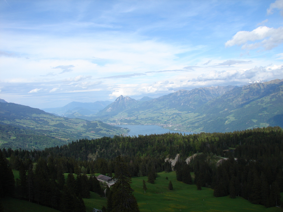 Hoch über dem Sarner See, das ist...