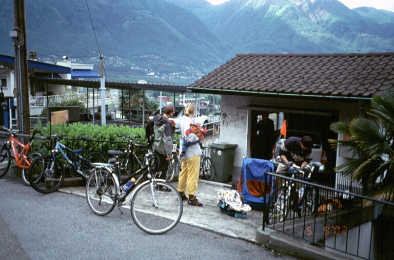 Freitag morgen, letzte Vorbereitungen zur ersten groen Tour