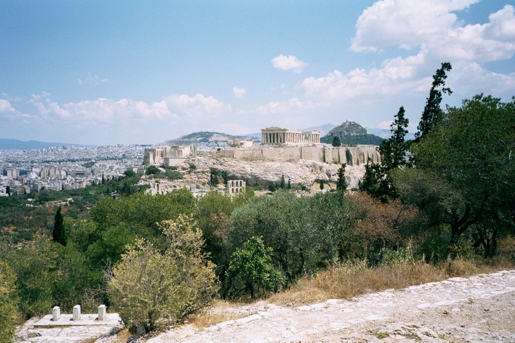 Akropolis vom Nachbarhügel (1)