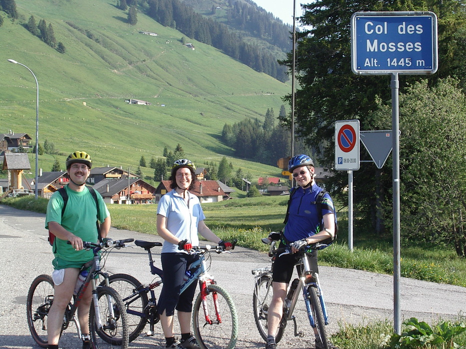 Geschafft! Col de Mosses. Jetzt kommt die Abfahrt....