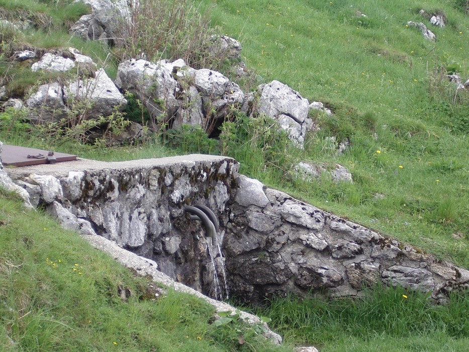 ...am Brunnen